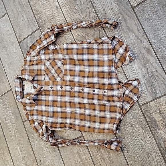 girl krazy Tops - Woman's Cotton Flannel Shirt Size Small